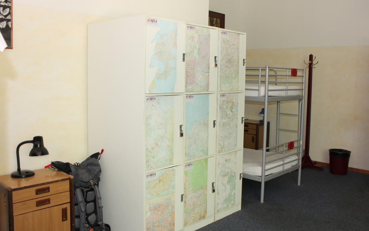 Bed 6-Bed Dormitory Room,566927412:JPEG